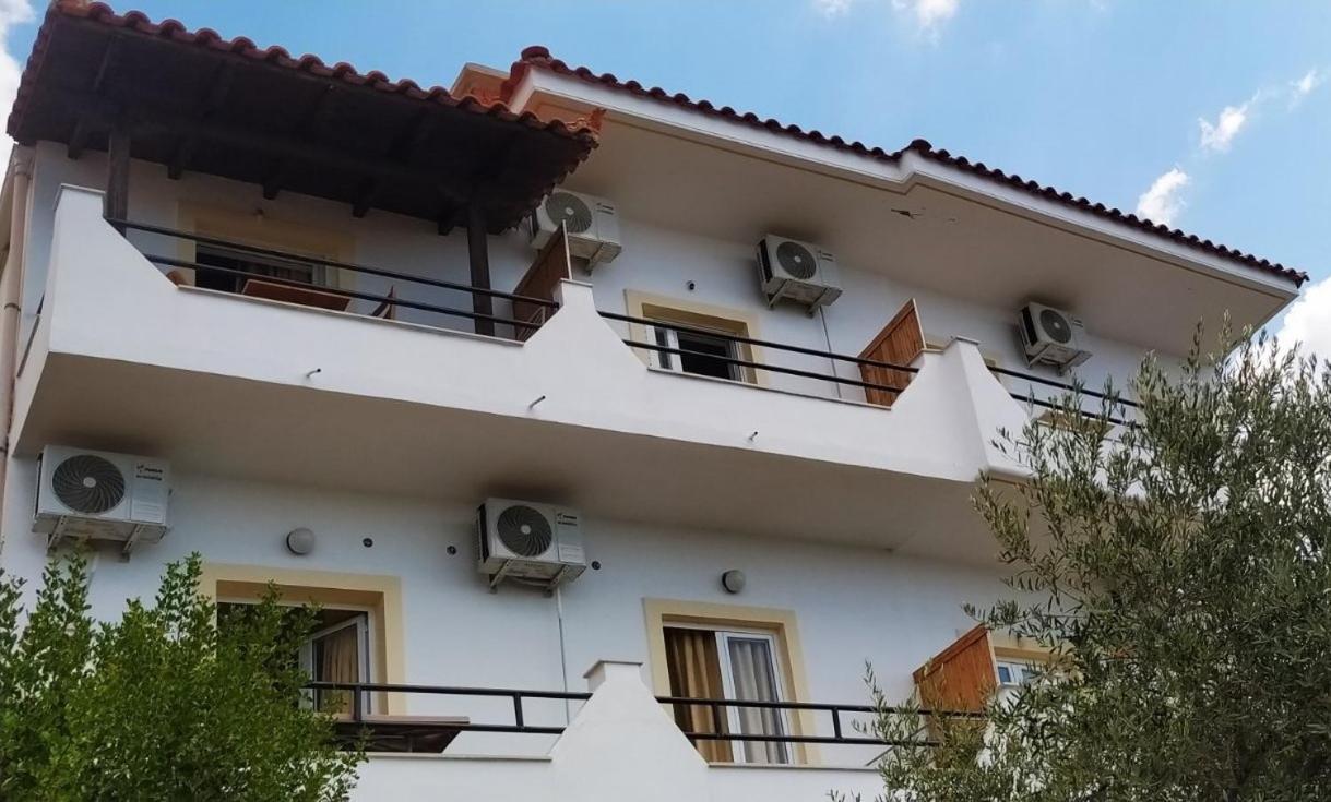 Bel Air Rooms Himarë Exterior foto